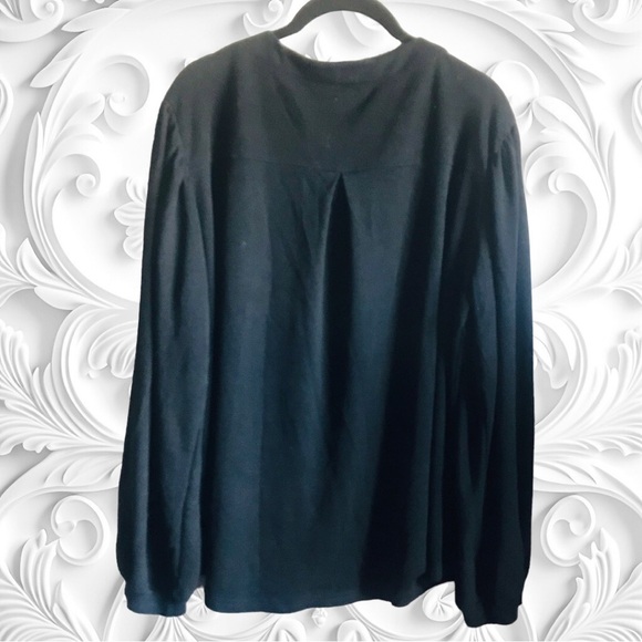 Black Long Sleeve Blouse With Cuffed Sleeves xxl NWOT - Picture 2 of 2